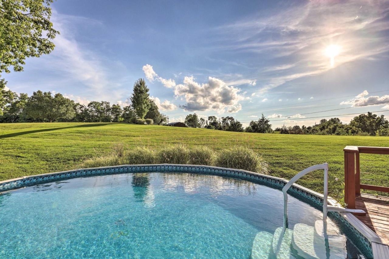 Williamstown Gem With Private Pool And Hot Tub! Villa Kültér fotó